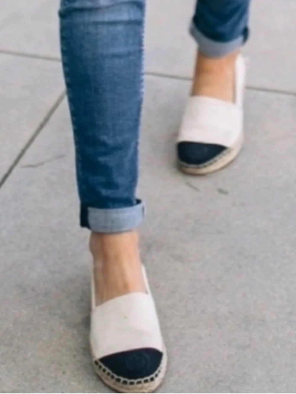Tory Burch Canvas Espadrille Cream/Black/Tan Slip On Classic Quiet Luxury SZ 7.5
